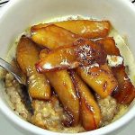 GLUTEN FREE OATS WITH CARMELIZED APPLES
