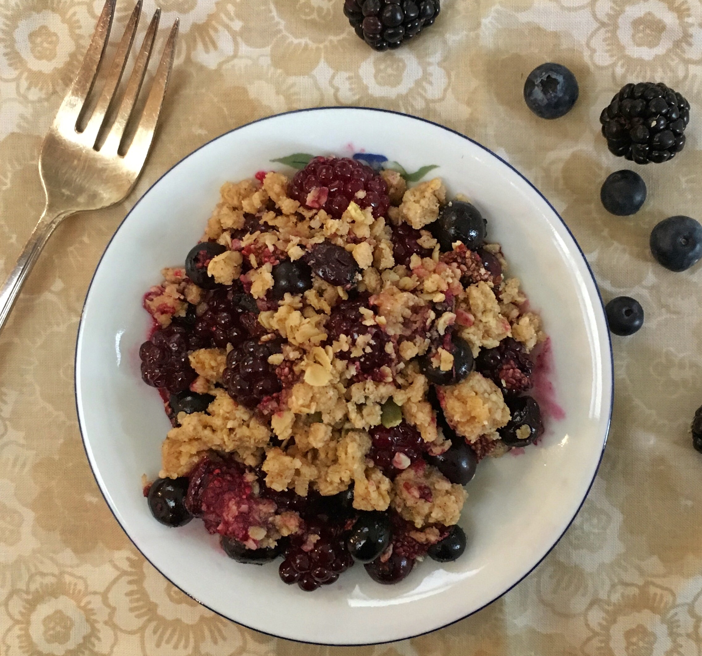 Gluten Free Berry Chia Crisp - Gerbs Eating Well Blog